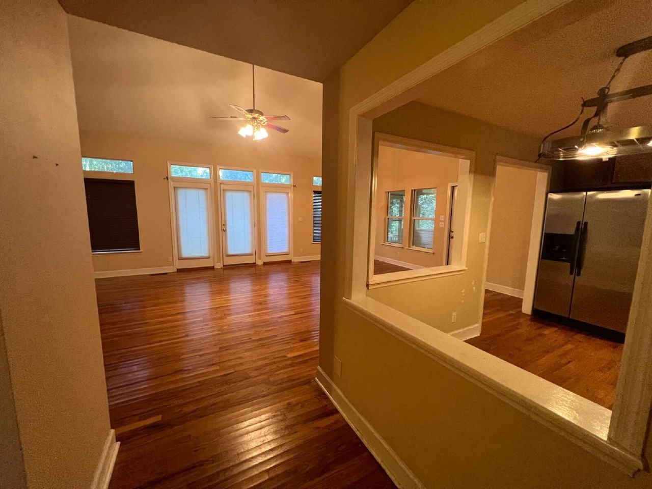 257 Starmount Dr - Photo 3 of 8