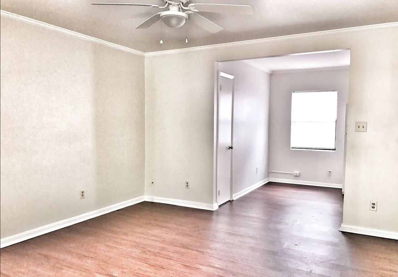 305 W 9th Ave - Photo 2 of 16