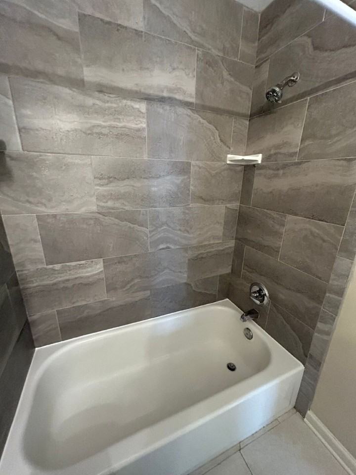 1810 Pasco St Apt 7 - Photo 7 of 10