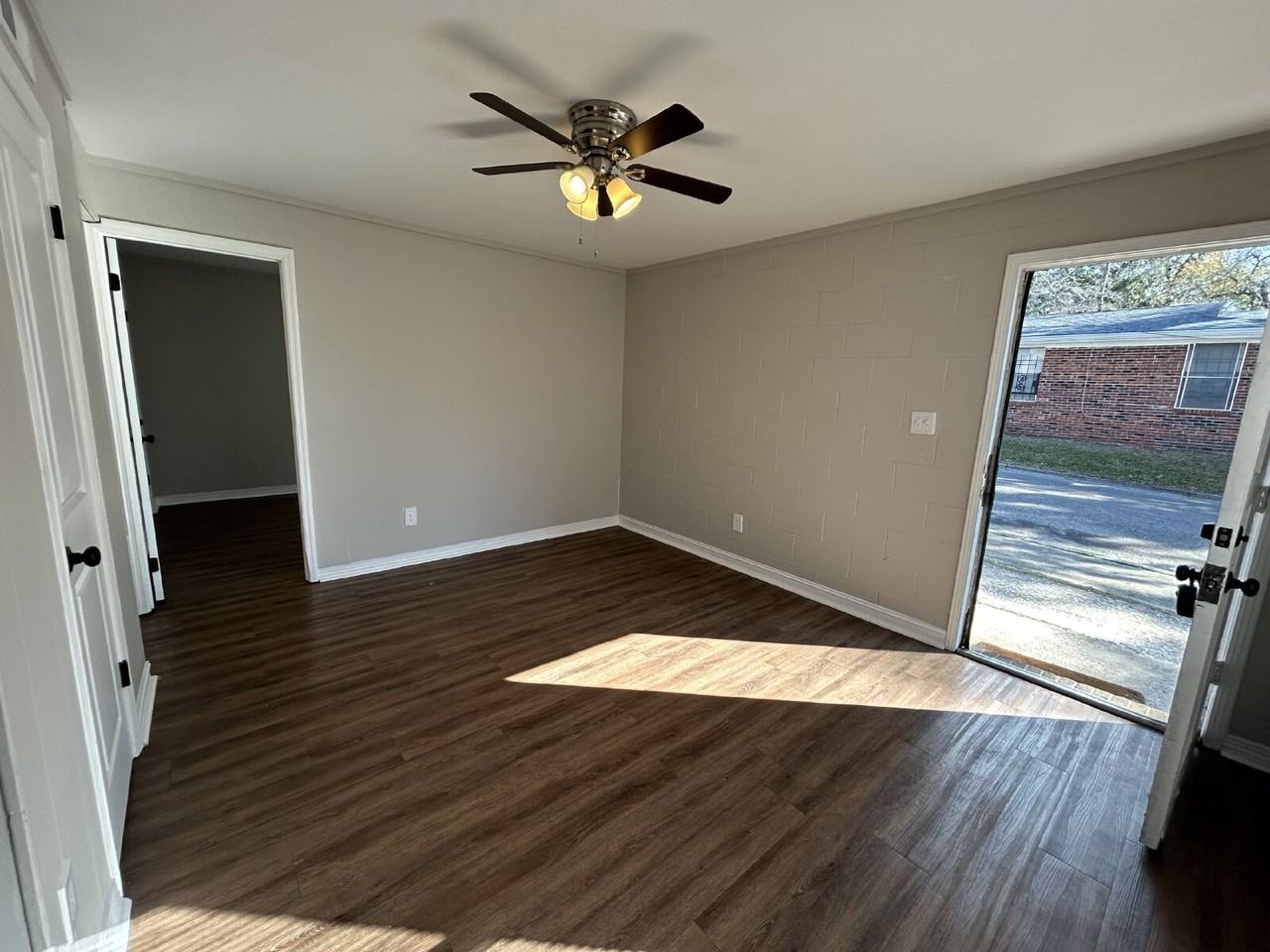 2150 Saxon St #A - Photo 4 of 14