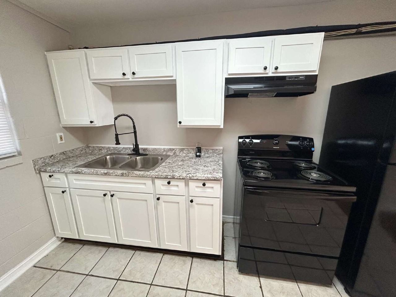 2150 Saxon St #A - Photo 7 of 14