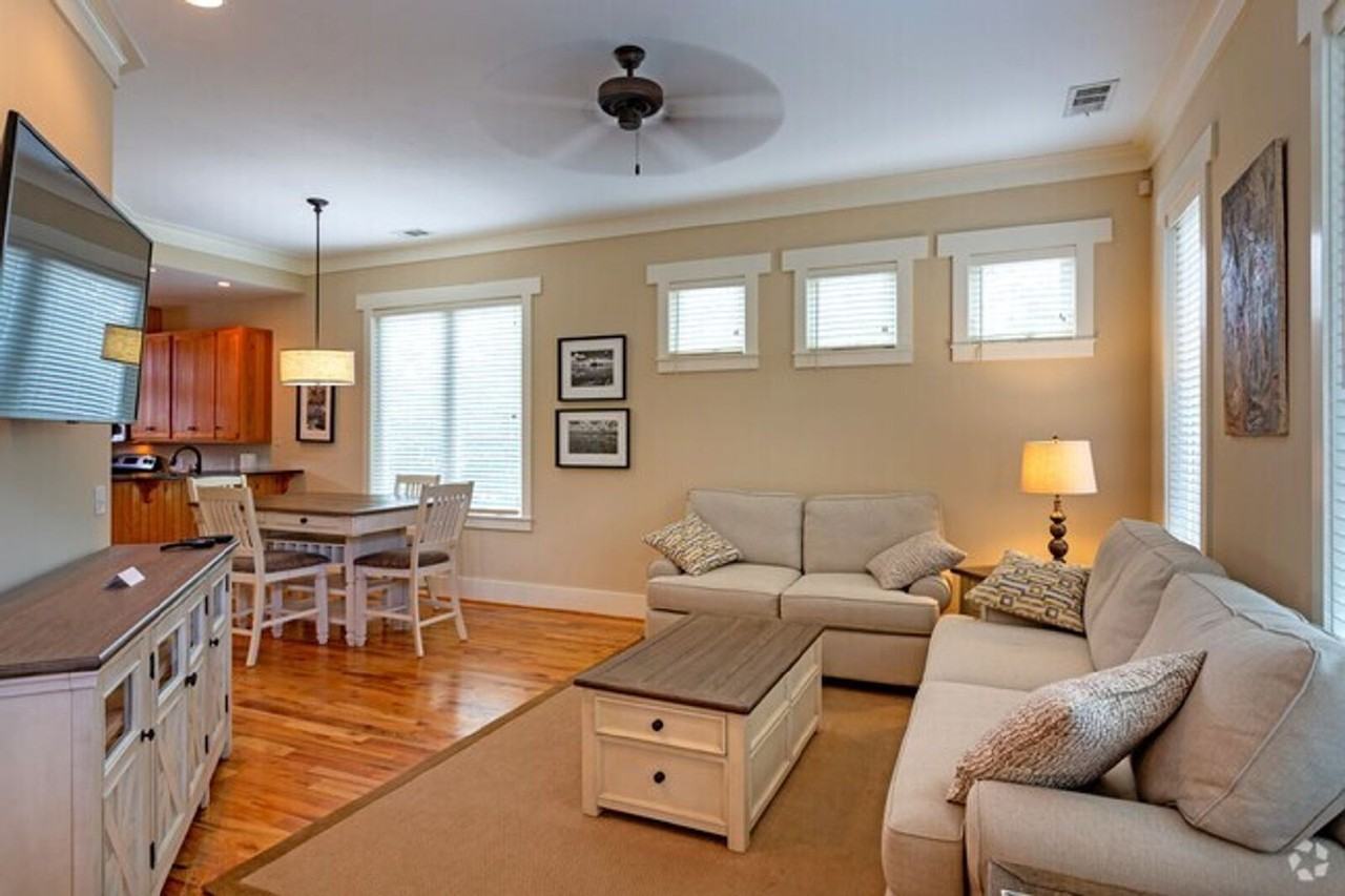 1341 Hancock Ct - Photo 6 of 27