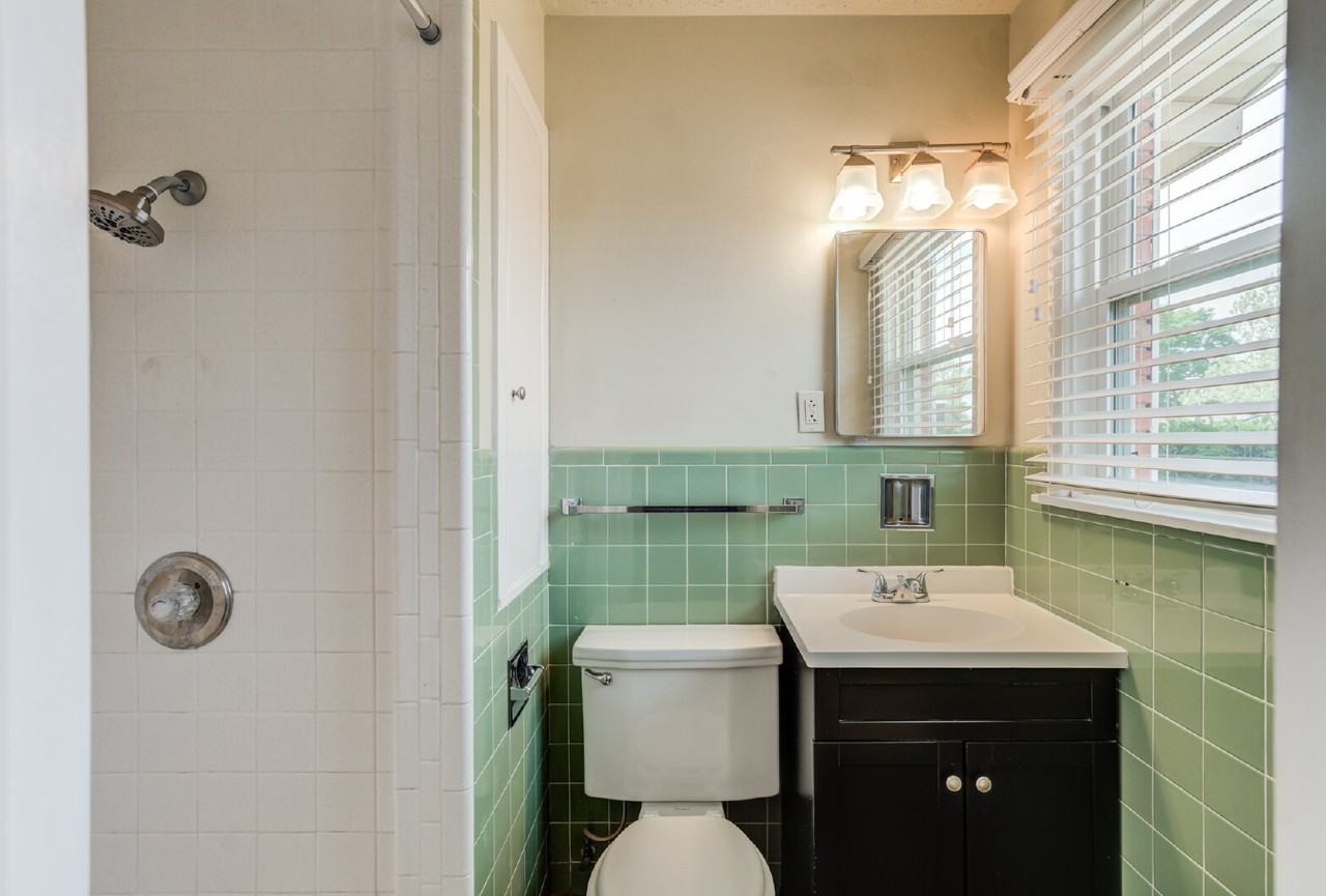 5017 46th St - Photo 6 of 32