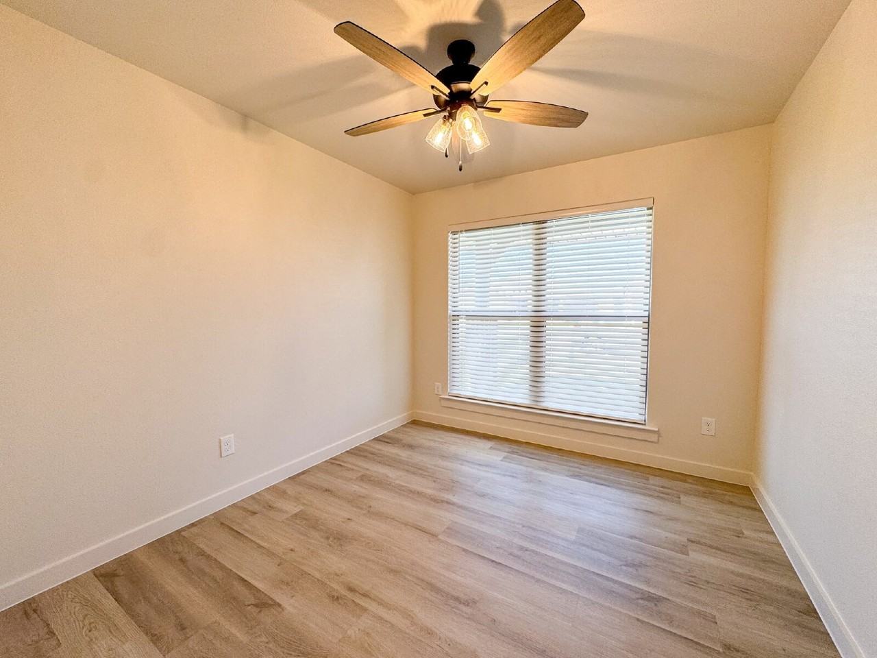 6003 Venita Ave - Photo 5 of 16