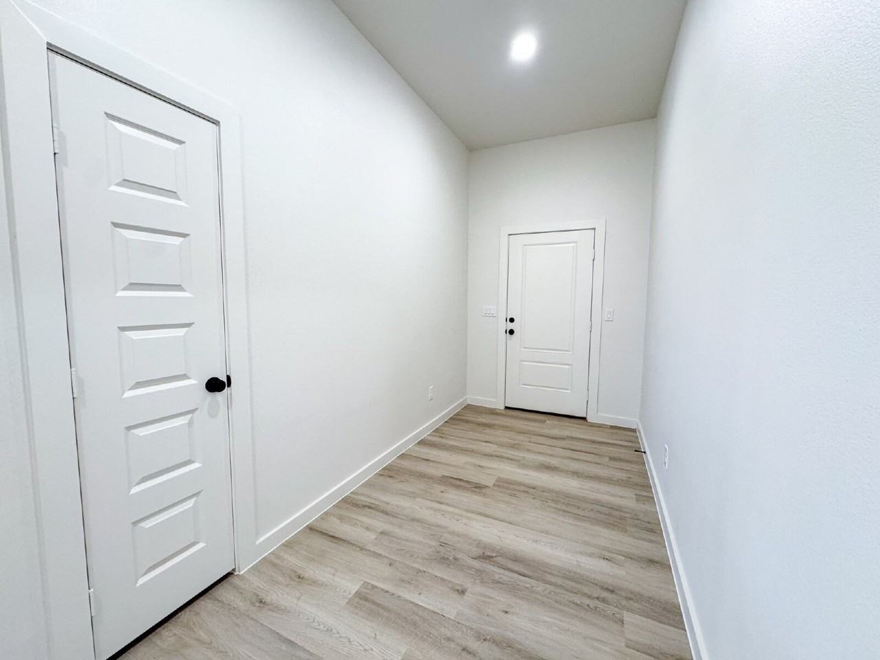 6305 Virginia Ave - Photo 3 of 17