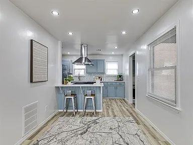 1208 Jet Dr - Photo 2 of 33