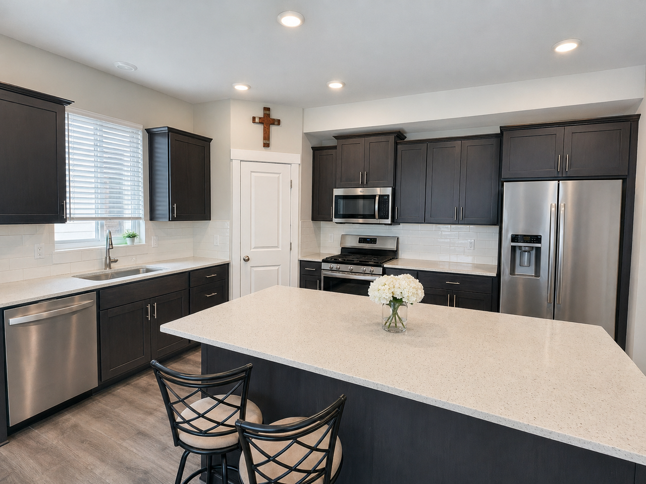 6006 Waverly Rd Sw - Photo 4 of 7