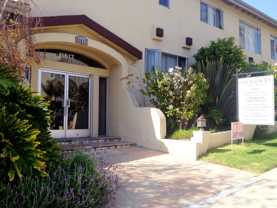 KCI - PALM COURT APARTMENTS - Photo 1 of 1