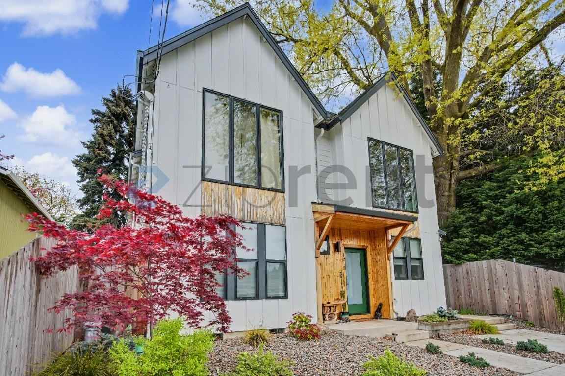 1209 N Winchell St #4 - Photo 4 of 17