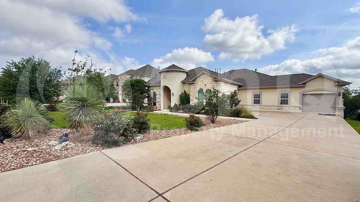 1900 Gilded Crest Dr - Photo 3 of 41