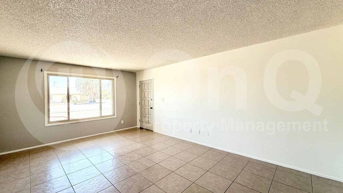 2006 E Duke Dr - Photo 5 of 19