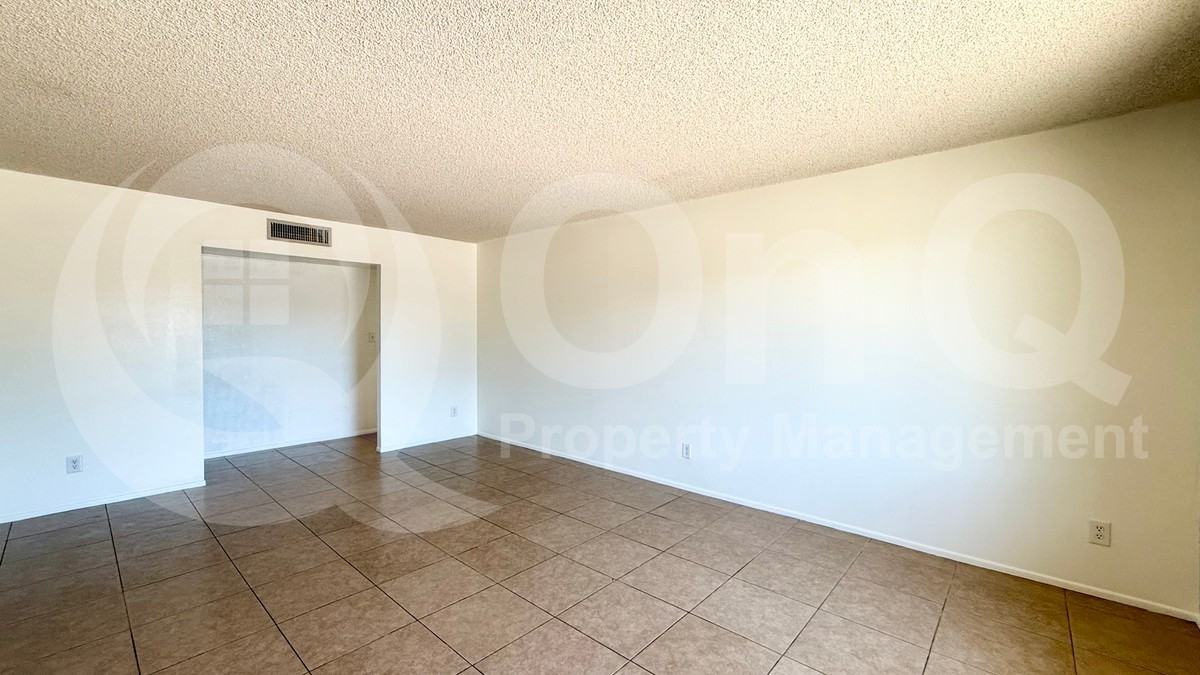 2006 E Duke Dr - Photo 7 of 19