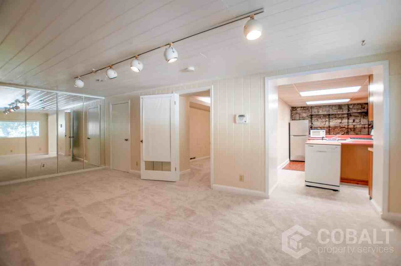 867 Rosedale Rd Ne #2 - Photo 6 of 18