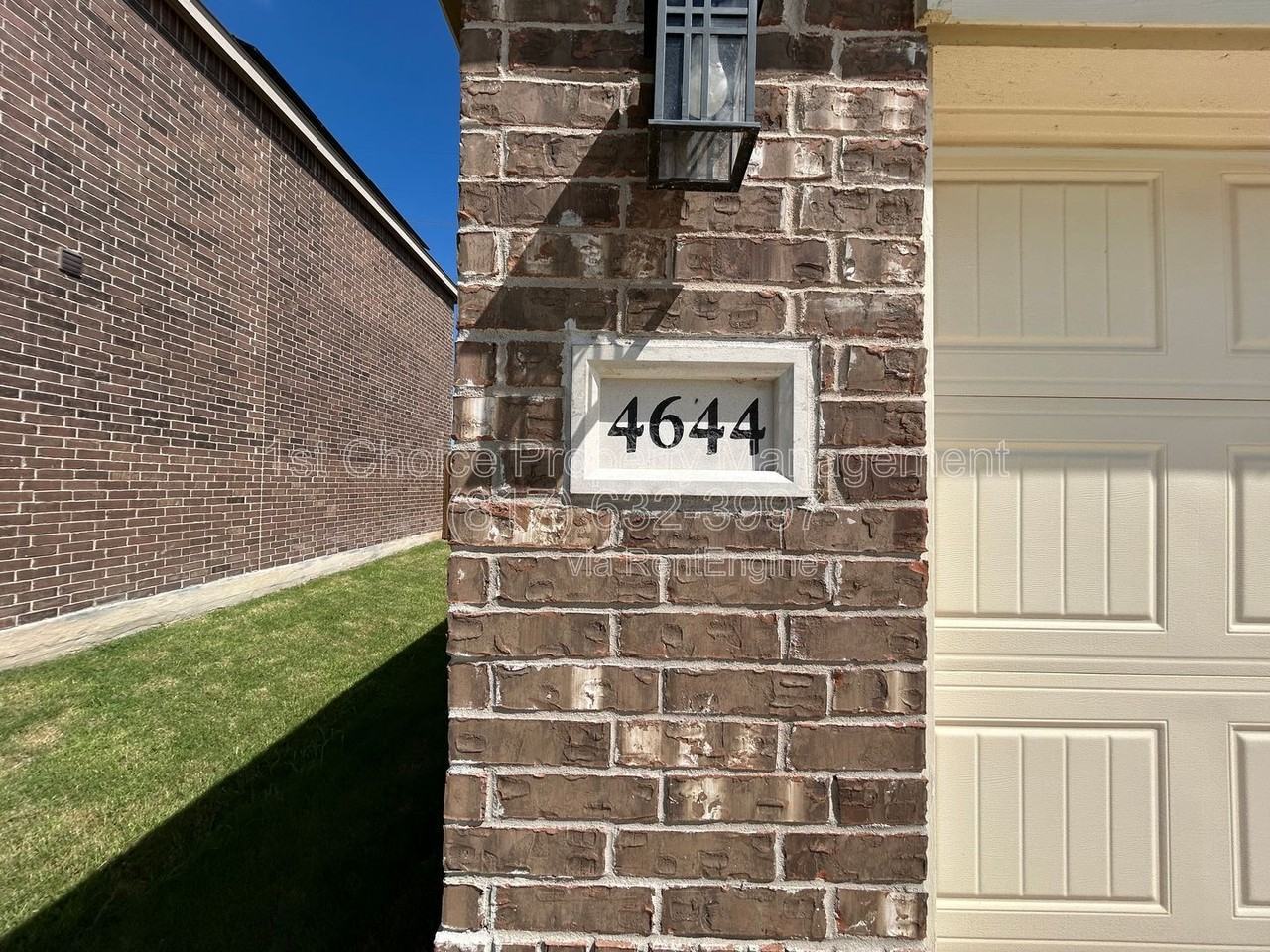 4644 Benham Dr - Photo 4 of 30