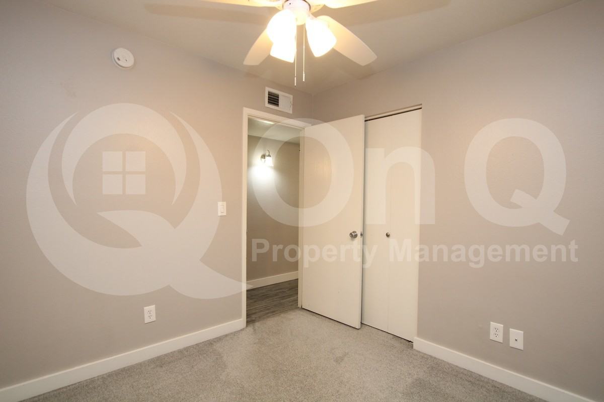 3228 E Crescent Ave - Photo 7 of 19