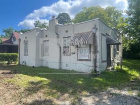 1596 Burton Ave - Photo 1 of 1