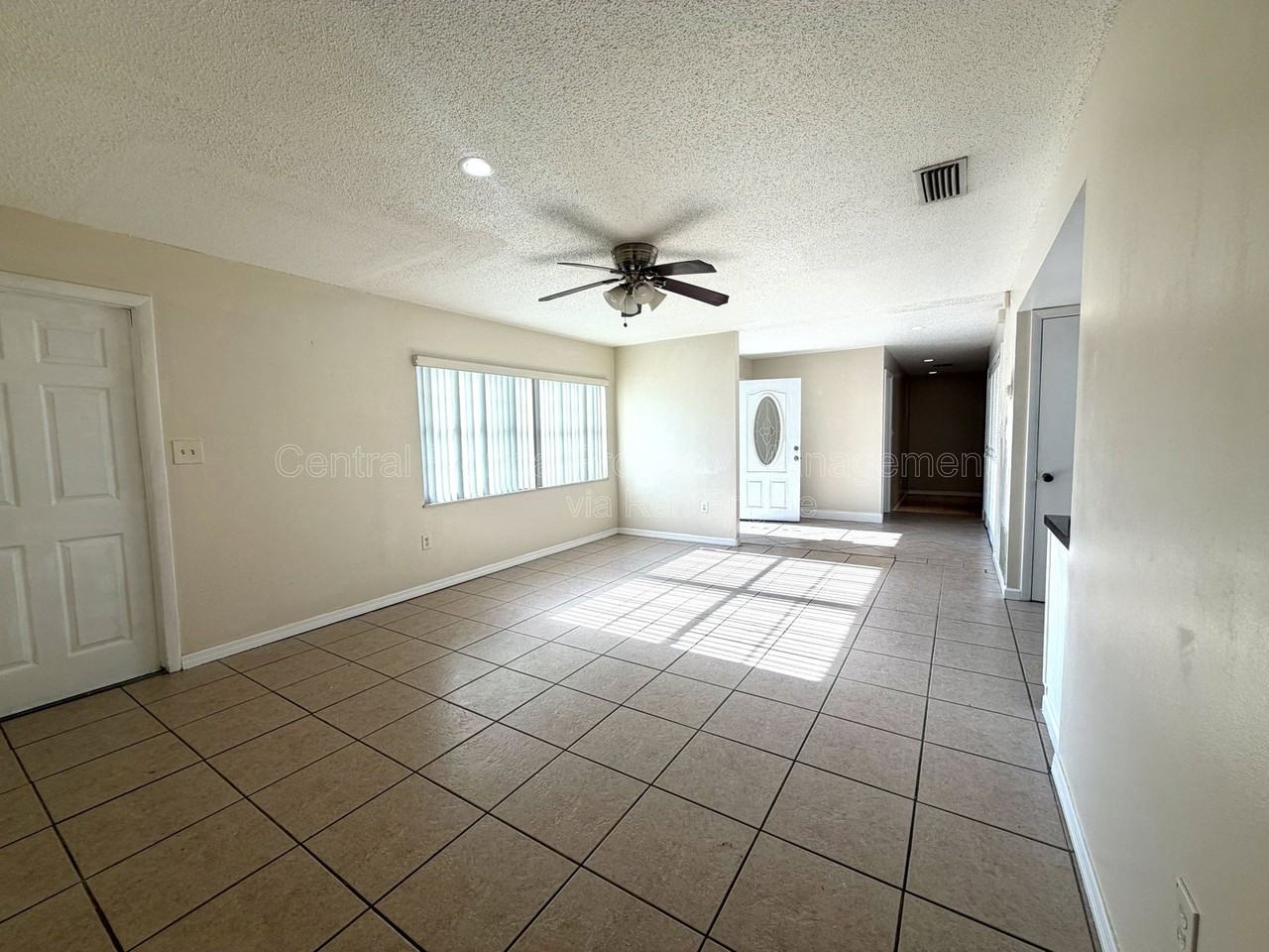 1826 Mulberrywood Ct - Photo 3 of 22