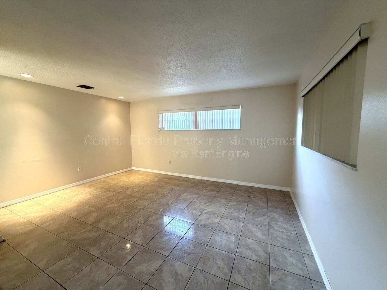 1826 Mulberrywood Ct - Photo 4 of 22