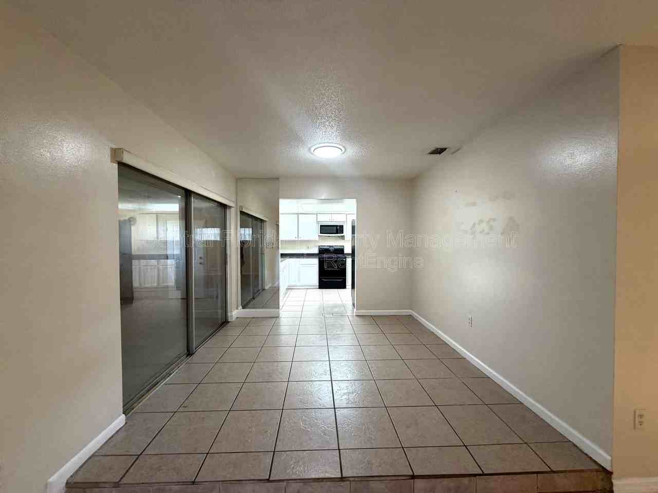 1826 Mulberrywood Ct - Photo 5 of 22
