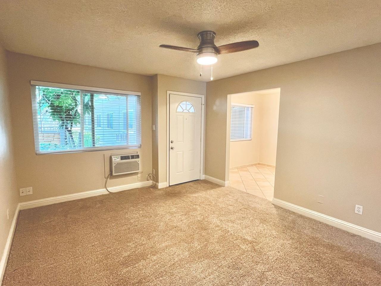 Lake Crest Apartments - Photo 4 of 50
