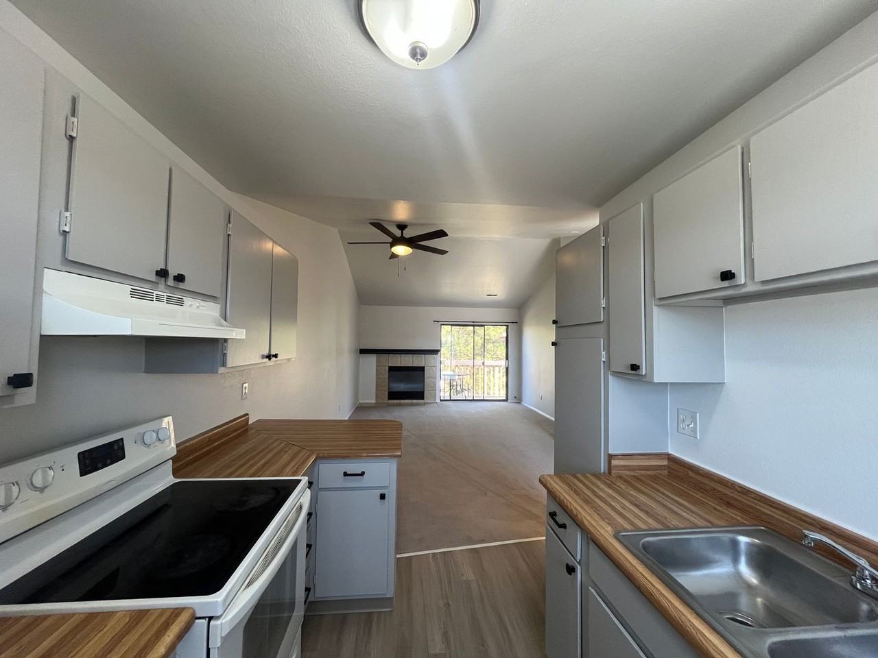 2275 S Buckley Rd #202 - Photo 3 of 21