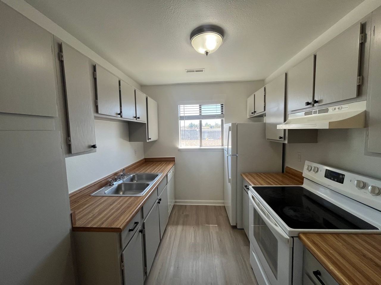 2275 S Buckley Rd #202 - Photo 2 of 21