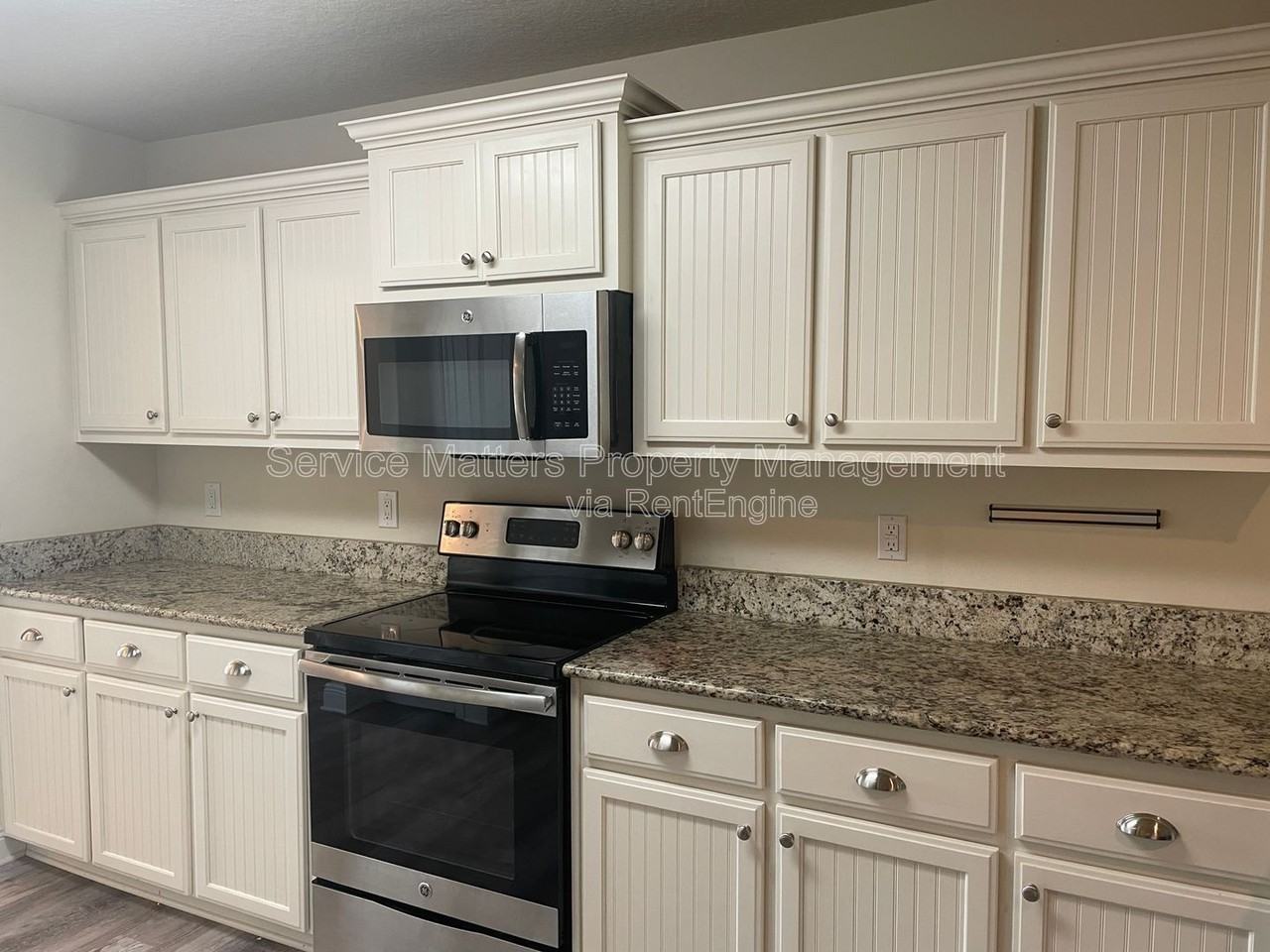 4170 Roosevelt Way - Photo 7 of 21