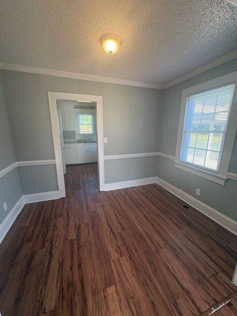 2612 Sunset Ave - Photo 4 of 15