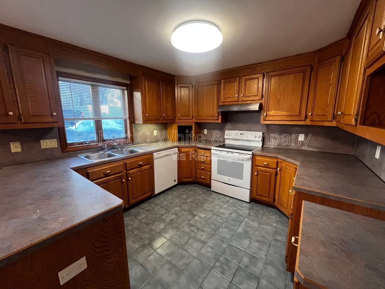 92 Water St #FL1 - Photo 2 of 14