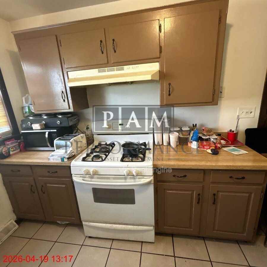 6535 N 58th St - Photo 6 of 13