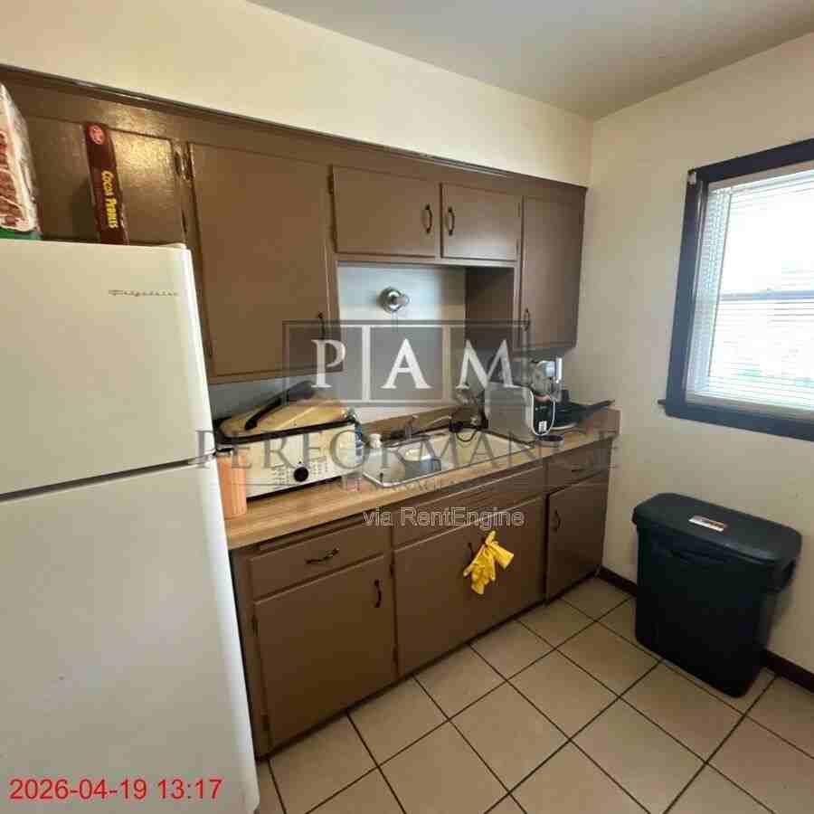 6535 N 58th St - Photo 7 of 13