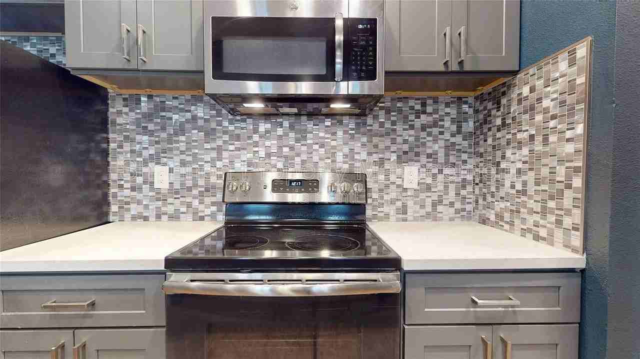 2984 Holly Hall St - Photo 7 of 26