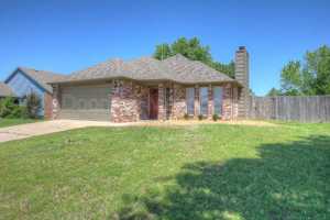 featured image of 2520 W Honolulu St