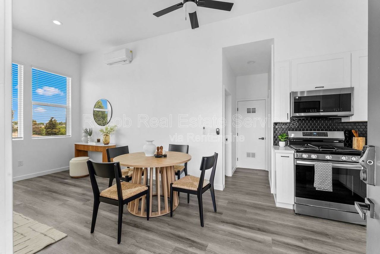 5256 Adams Ave #5 - Photo 7 of 26