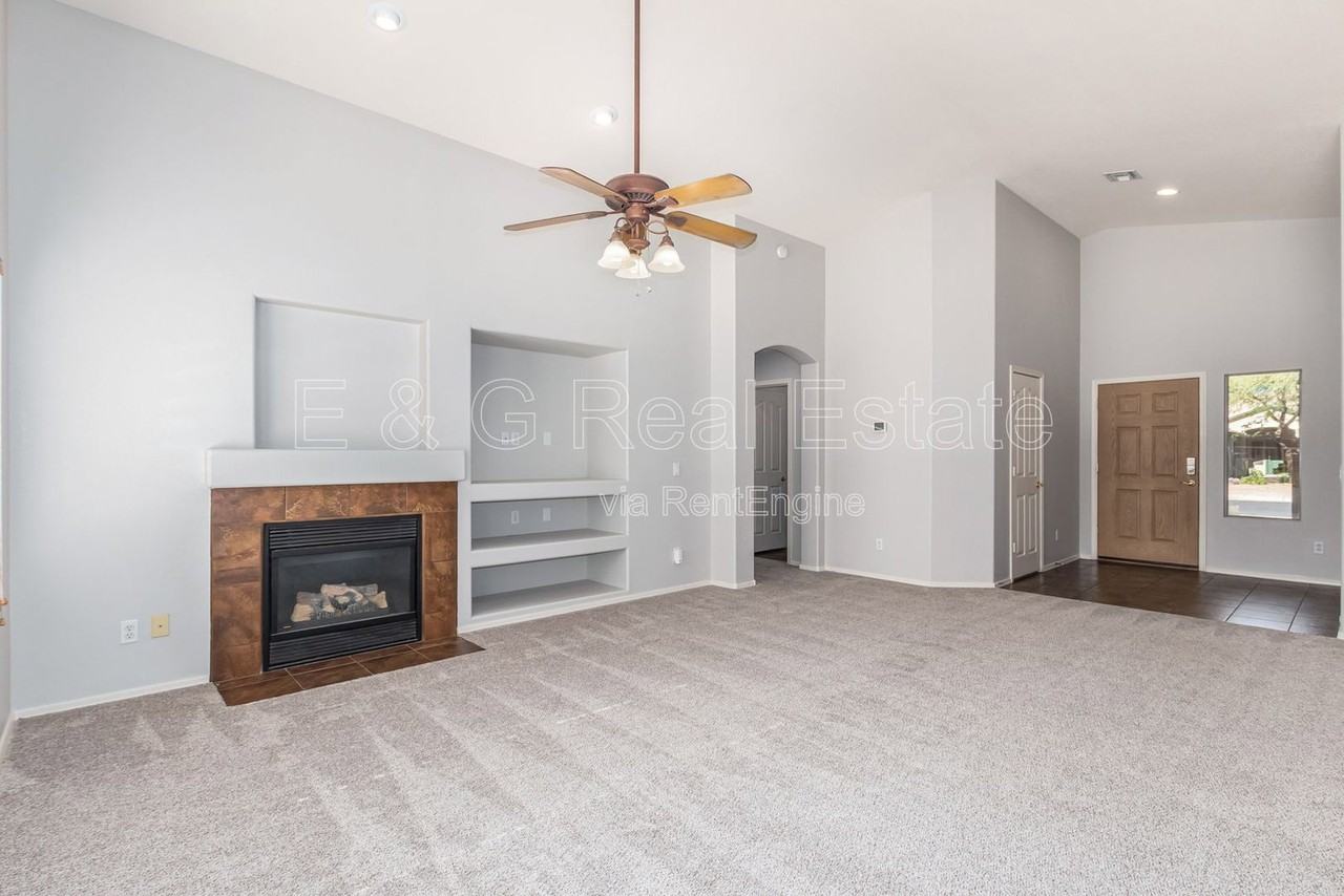 10315 E Jan Ave - Photo 4 of 23