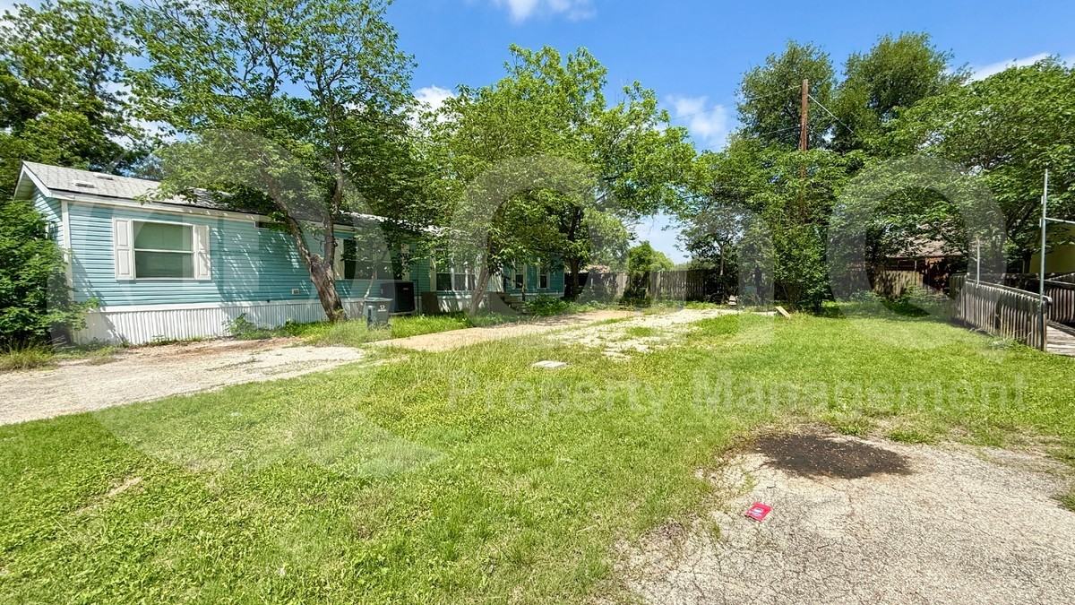 6402 Mcneil Dr #18 - Photo 4 of 4