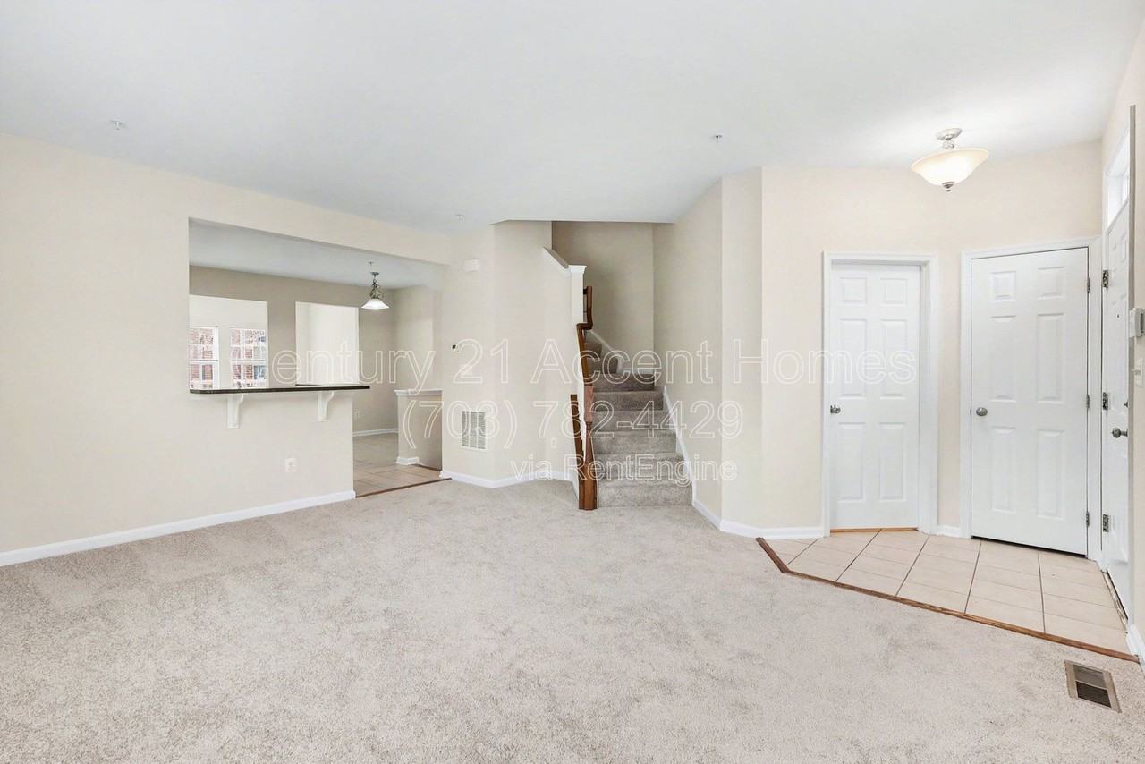 23515 Forest Haven Way - Photo 7 of 39