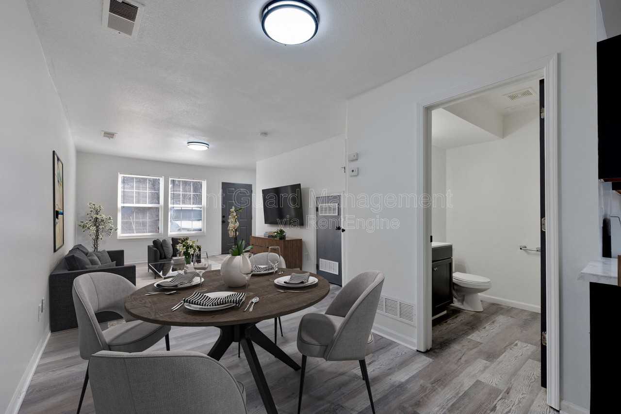 321 W South Ave #9 - Photo 2 of 27