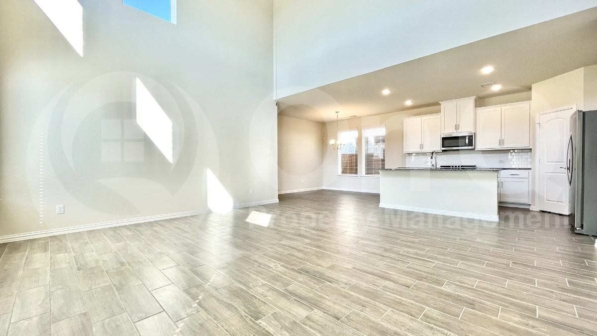 2721 Green River Rd - Photo 3 of 30