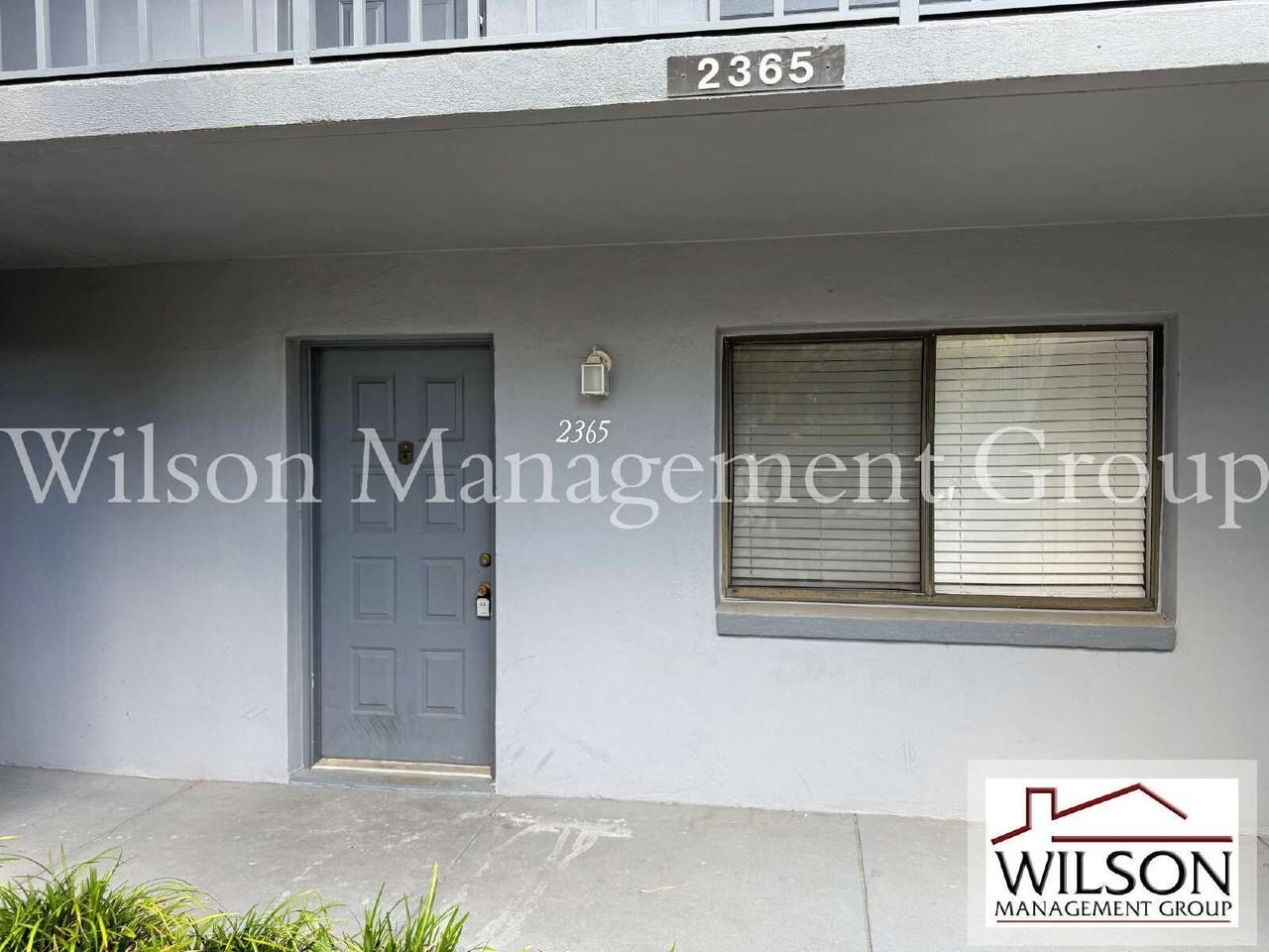 2365 Oak Park Way - Photo 2 of 27