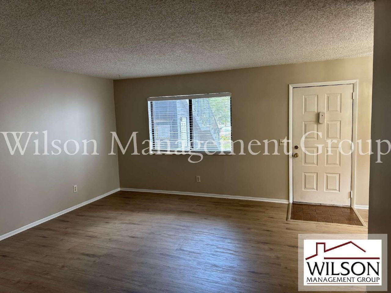 2365 Oak Park Way - Photo 6 of 27