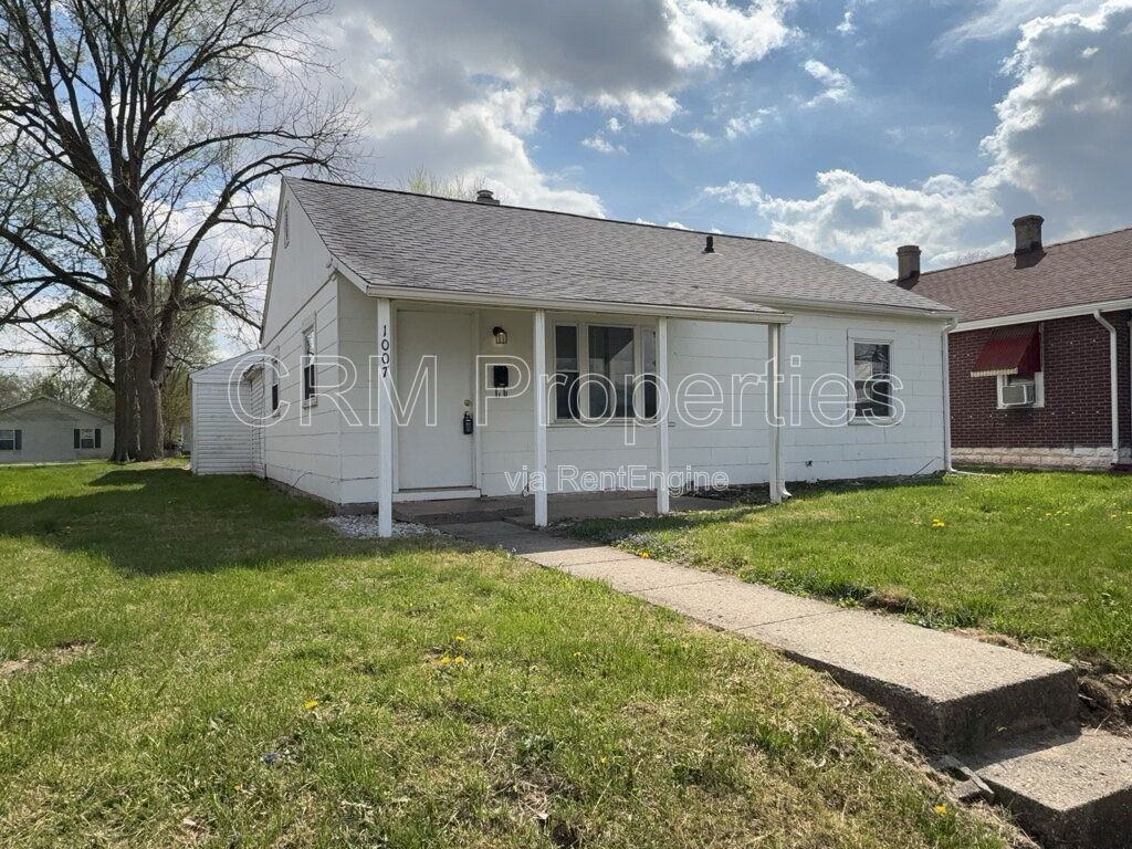 1007 E North St - Photo 2 of 25