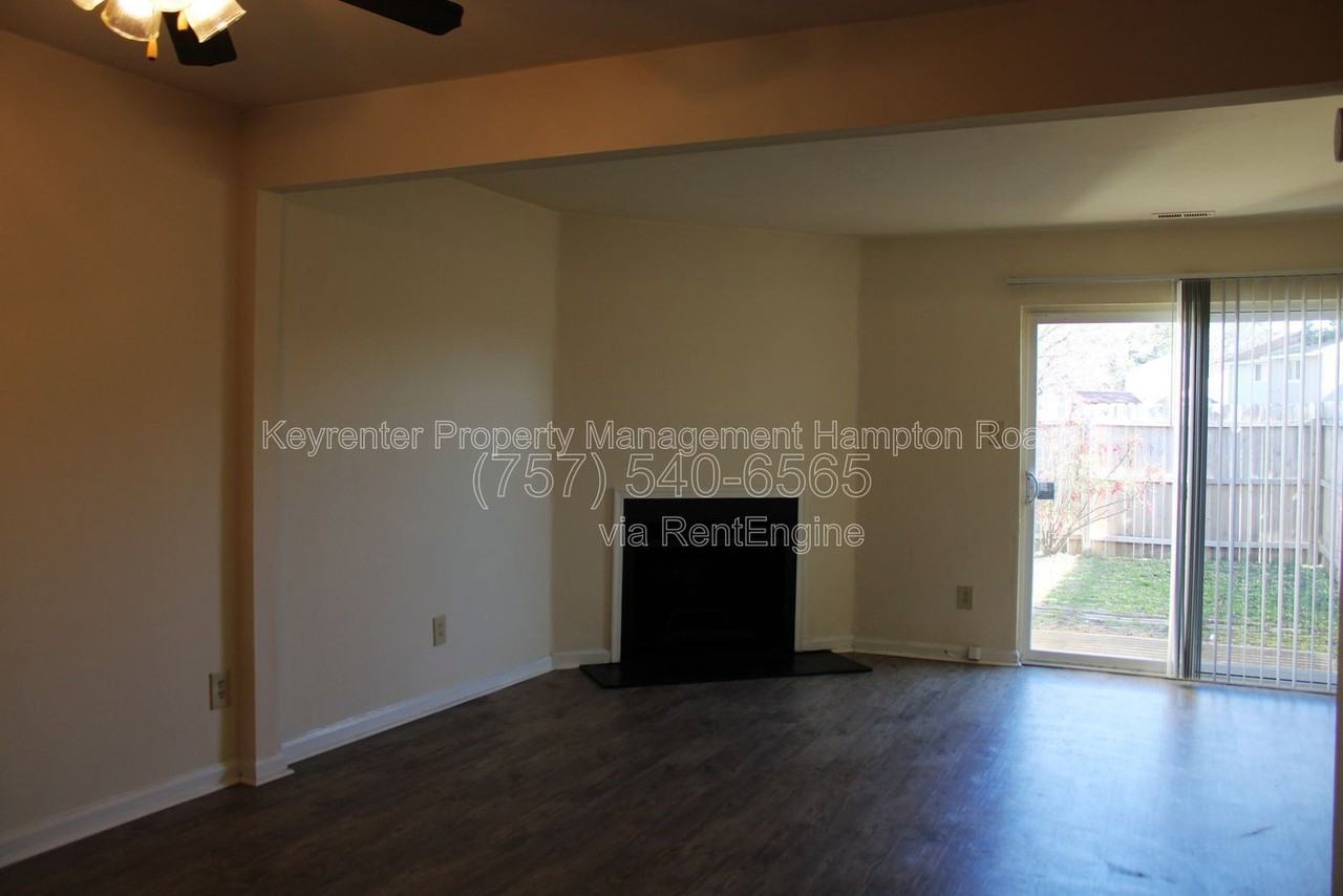 1 Peachtree Ct - Photo 5 of 38