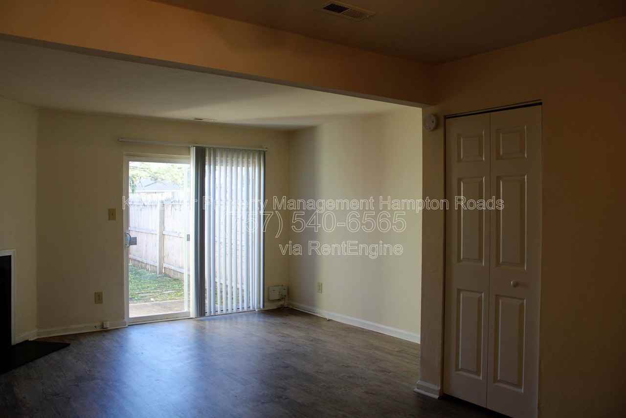 1 Peachtree Ct - Photo 6 of 38