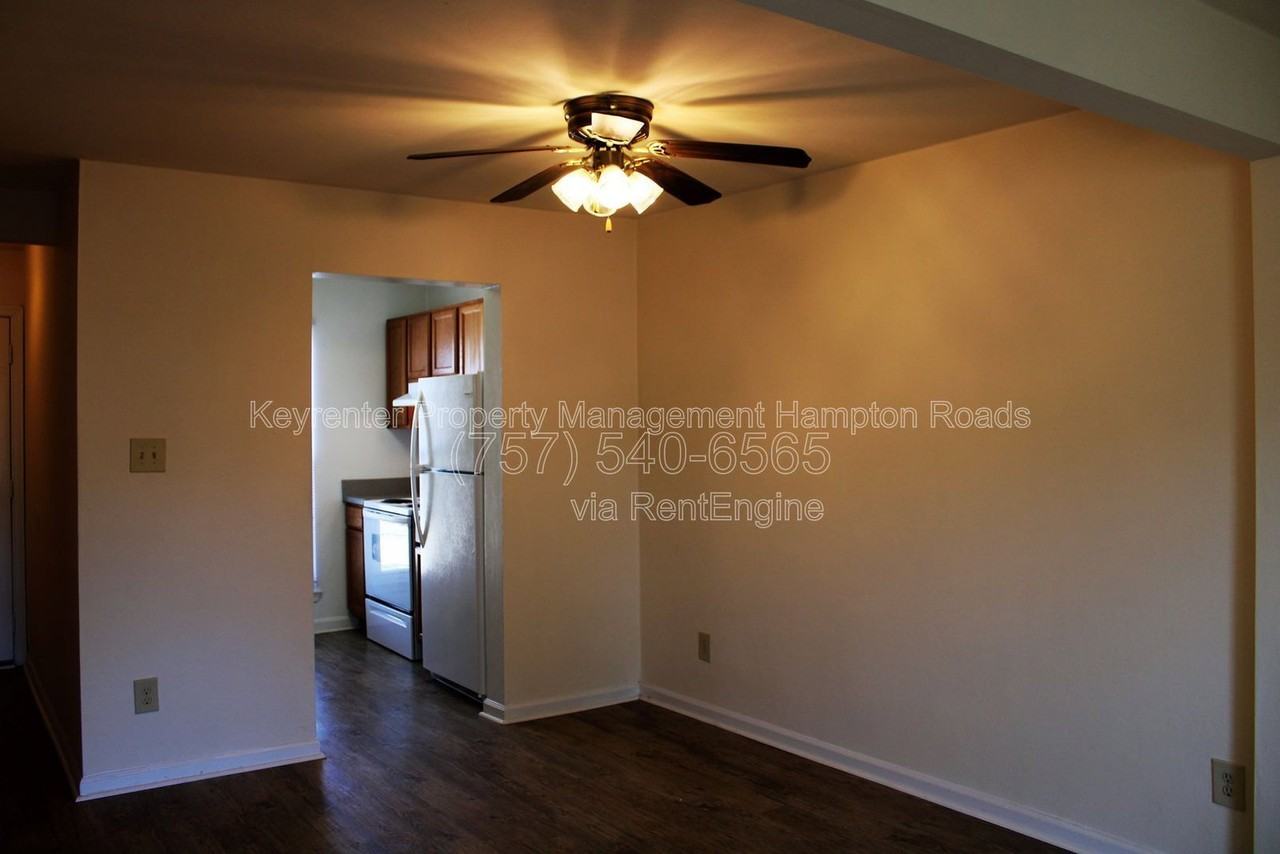 1 Peachtree Ct - Photo 7 of 38