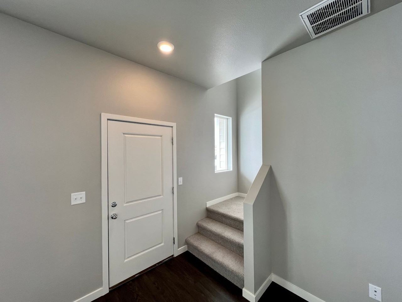 3917 Congaree Way - Photo 7 of 31