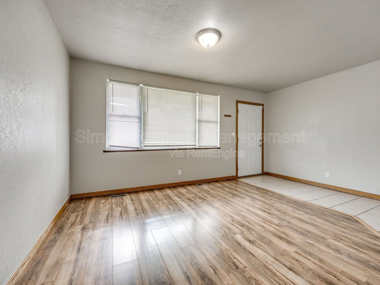 1802 S Dille Ave - Photo 2 of 23