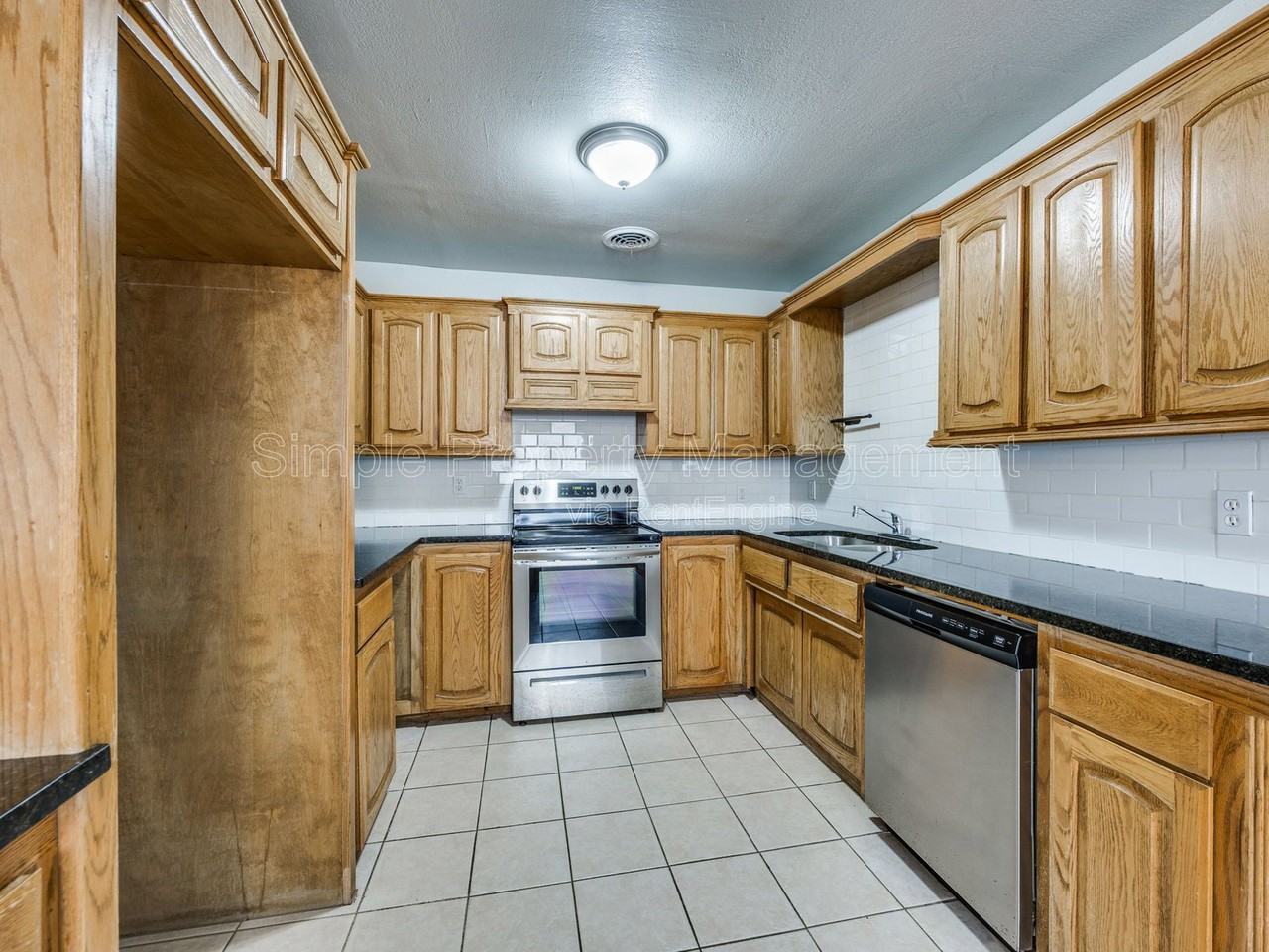 1802 S Dille Ave - Photo 5 of 23