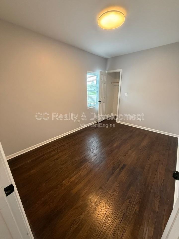 2036 S 1st Ave - Photo 6 of 15