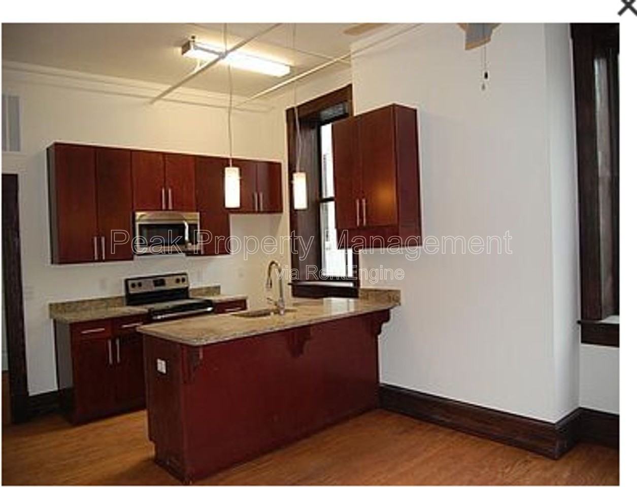 25 W Bank St #5 - Photo 5 of 6
